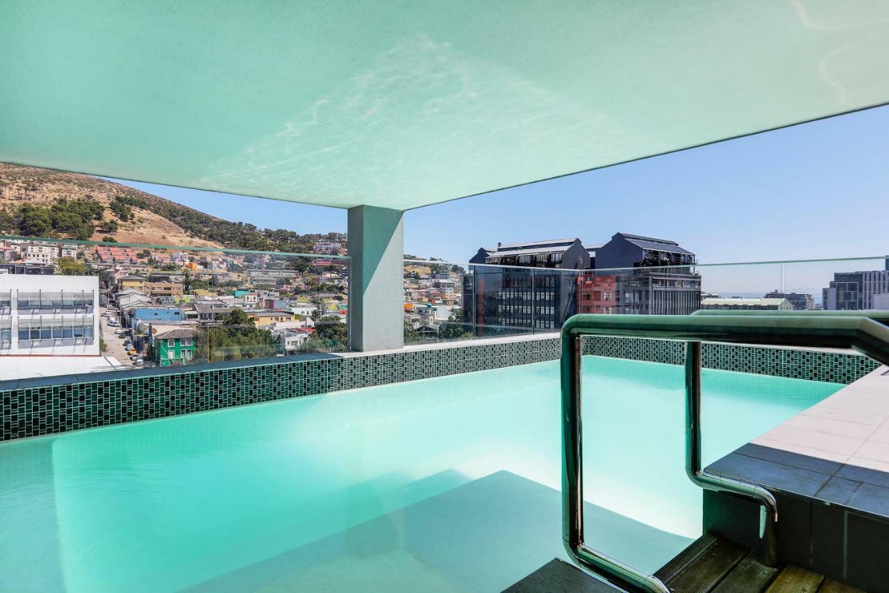 Backup-power Eco Balcony Near Table Mountain Apartment